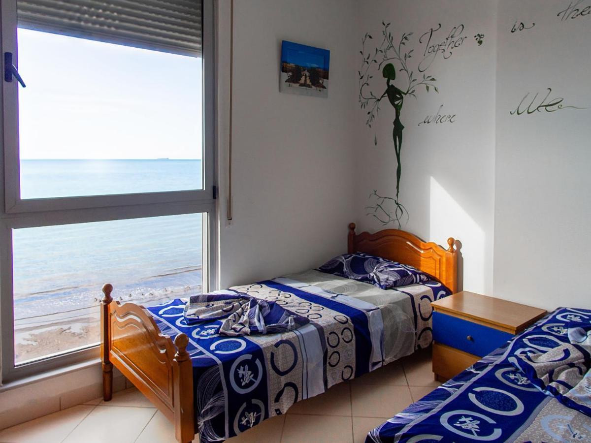 Blue Sky Apartaments Durres Luaran gambar